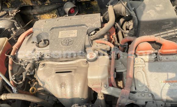 Sayi Na hannu Toyota RAV4 Blue Mota in Douala a Ƙasar Kamaru Sayi Na hannu Toyota RAV4 Blue Mota in Douala a Ƙasar Kamaru