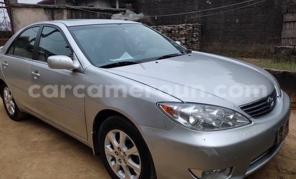 Sayi Sabo Toyota Camry Sauran Mota in Douala a Ƙasar Kamaru Sayi Sabo Toyota Camry Sauran Mota in Douala a Ƙasar Kamaru