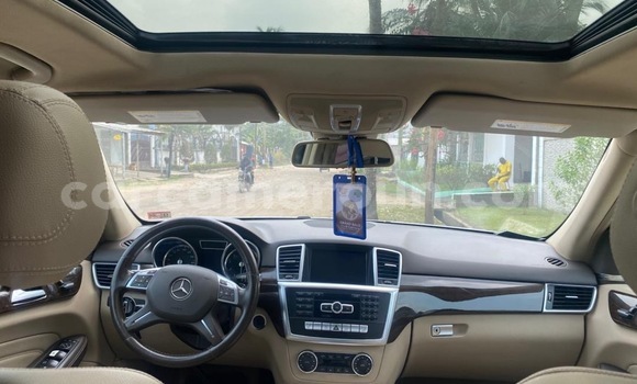 Buy Import Mercedes‒Benz ML–Class White Car in Douala in Littoral Cameroon Buy Import Mercedes‒Benz ML–Class White Car in Douala in Littoral Cameroon