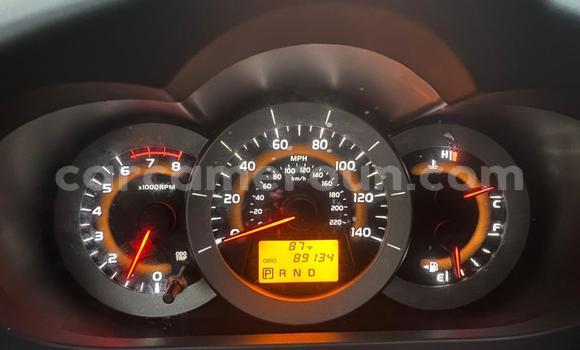 Acheter Occasion Voiture Toyota RAV4 Gris à Douala, Littoral Cameroon Acheter Occasion Voiture Toyota RAV4 Gris à Douala, Littoral Cameroon