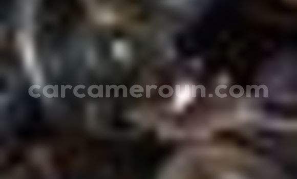 Sayi Na hannu BMW X5 Black Mota in Yaounde a Babban Kamaru Sayi Na hannu BMW X5 Black Mota in Yaounde a Babban Kamaru