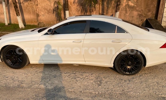 Buy Used Mercedes‒Benz CLS–Class White Car in Douala in Littoral Cameroon Buy Used Mercedes‒Benz CLS–Class White Car in Douala in Littoral Cameroon