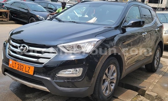 Acheter Occasion Voiture Hyundai Santa Fe Noir à Douala, Littoral Cameroon