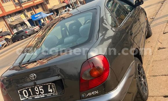 Sayi Na hannu Toyota Avensis Black Mota in Douala a Ƙasar Kamaru Sayi Na hannu Toyota Avensis Black Mota in Douala a Ƙasar Kamaru