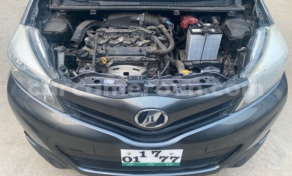 Buy Import Toyota Vitz Silver Car in Douala in Littoral Cameroon Buy Import Toyota Vitz Silver Car in Douala in Littoral Cameroon