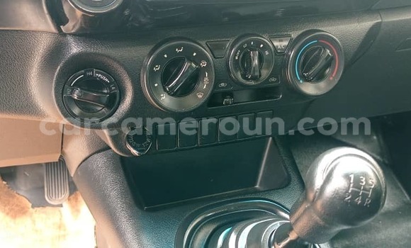 Buy Used Toyota Hilux White Car in Douala in Littoral Cameroon Buy Used Toyota Hilux White Car in Douala in Littoral Cameroon
