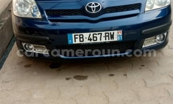 Acheter Occasion Voiture Toyota Corolla Verso Bleu à Douala, Littoral Cameroon Acheter Occasion Voiture Toyota Corolla Verso Bleu à Douala, Littoral Cameroon