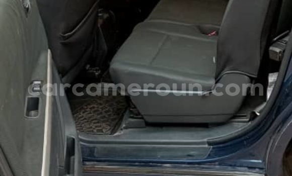 Acheter Occasion Voiture Toyota Corolla Verso Bleu à Douala, Littoral Cameroon Acheter Occasion Voiture Toyota Corolla Verso Bleu à Douala, Littoral Cameroon