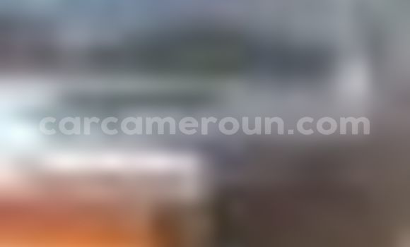 Sayi Na hannu Toyota 4Runner Black Mota in Yaounde a Babban Kamaru Sayi Na hannu Toyota 4Runner Black Mota in Yaounde a Babban Kamaru