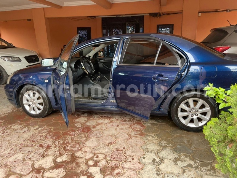 Big with watermark toyota avensis littoral cameroon douala 18293