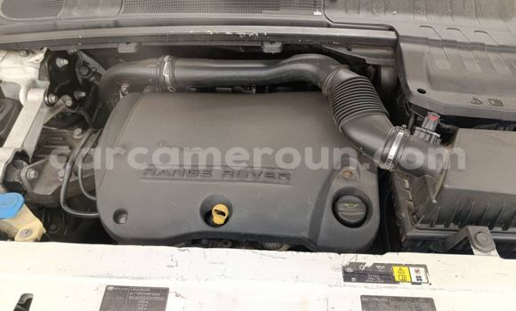 Buy Used Land Rover Range Rover Evoque White Car in Douala in Littoral Cameroon Buy Used Land Rover Range Rover Evoque White Car in Douala in Littoral Cameroon