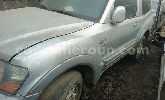 Sayi Na hannu Mitsubishi Pajero Sport Azurfa Mota in Douala a Ƙasar Kamaru Sayi Na hannu Mitsubishi Pajero Sport Azurfa Mota in Douala a Ƙasar Kamaru