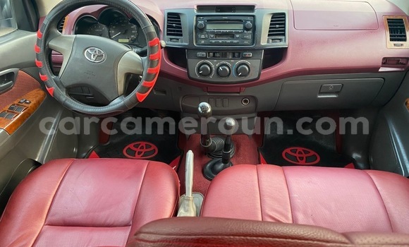 Acheter Occasion Voiture Toyota Hilux Blanc à Douala, Littoral Cameroon Acheter Occasion Voiture Toyota Hilux Blanc à Douala, Littoral Cameroon