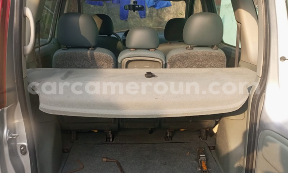 Acheter Import Voiture Toyota Yaris Verso Gris à Douala, Littoral Cameroon Acheter Import Voiture Toyota Yaris Verso Gris à Douala, Littoral Cameroon