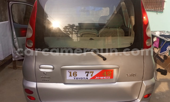 Acheter Import Voiture Toyota Yaris Verso Gris à Douala, Littoral Cameroon Acheter Import Voiture Toyota Yaris Verso Gris à Douala, Littoral Cameroon