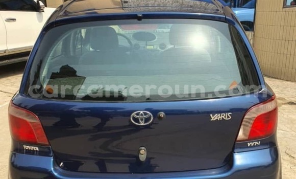 Sayi Na hannu Toyota Yaris Blue Mota in Douala a Ƙasar Kamaru Sayi Na hannu Toyota Yaris Blue Mota in Douala a Ƙasar Kamaru