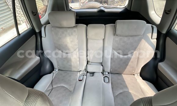 Acheter Occasion Voiture Toyota RAV4 Gris à Douala, Littoral Cameroon Acheter Occasion Voiture Toyota RAV4 Gris à Douala, Littoral Cameroon