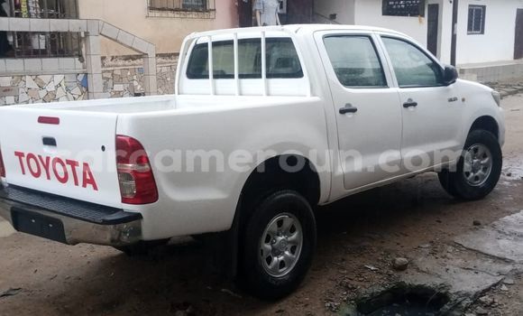 Acheter Occasion Voiture Toyota Hilux Blanc à Douala, Littoral Cameroon Acheter Occasion Voiture Toyota Hilux Blanc à Douala, Littoral Cameroon