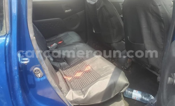 Acheter Occasion Voiture Toyota Yaris Bleu à Douala, Littoral Cameroon Acheter Occasion Voiture Toyota Yaris Bleu à Douala, Littoral Cameroon