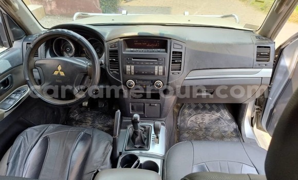 Acheter Occasion Voiture Mitsubishi Pajero Gris à Douala, Littoral Cameroon Acheter Occasion Voiture Mitsubishi Pajero Gris à Douala, Littoral Cameroon