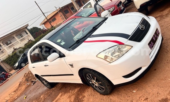 Acheter Occasion Voiture Toyota Corolla Blanc à Yaoundé, Central Cameroon