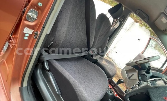 Acheter Occasion Voiture Toyota Vitz Marron à Yaoundé, Central Cameroon Acheter Occasion Voiture Toyota Vitz Marron à Yaoundé, Central Cameroon