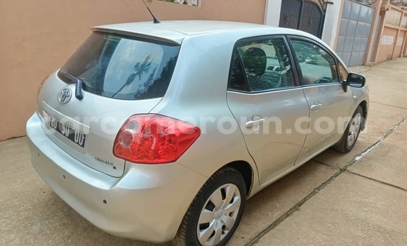 Buy Used Toyota Auris Silver Car in Yaounde in Central Cameroon Buy Used Toyota Auris Silver Car in Yaounde in Central Cameroon