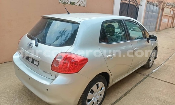Buy Used Toyota Auris Silver Car in Yaounde in Central Cameroon Buy Used Toyota Auris Silver Car in Yaounde in Central Cameroon