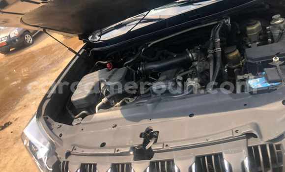 Sayi Na hannu Toyota Prado Black Mota in Douala a Ƙasar Kamaru Sayi Na hannu Toyota Prado Black Mota in Douala a Ƙasar Kamaru