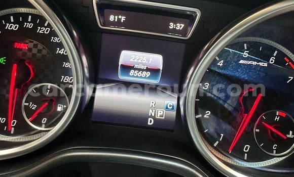 Sayi Imported Mercedes‒Benz GLE Black Mota in Douala a Ƙasar Kamaru Sayi Imported Mercedes‒Benz GLE Black Mota in Douala a Ƙasar Kamaru