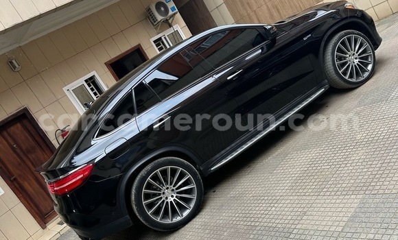 Sayi Imported Mercedes‒Benz GLE Black Mota in Douala a Ƙasar Kamaru Sayi Imported Mercedes‒Benz GLE Black Mota in Douala a Ƙasar Kamaru