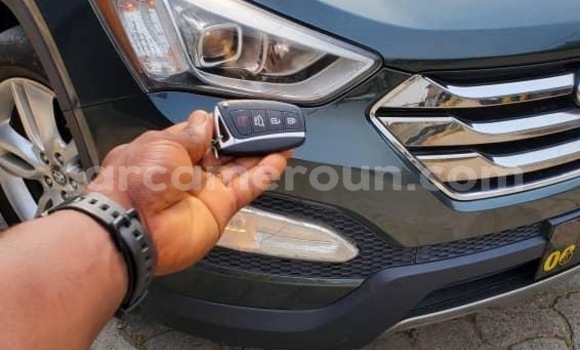 Sayi Sabo Hyundai Santa Fe Sauran Mota in Douala a Ƙasar Kamaru Sayi Sabo Hyundai Santa Fe Sauran Mota in Douala a Ƙasar Kamaru