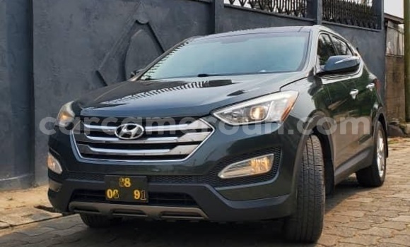 Sayi Sabo Hyundai Santa Fe Sauran Mota in Douala a Ƙasar Kamaru Sayi Sabo Hyundai Santa Fe Sauran Mota in Douala a Ƙasar Kamaru