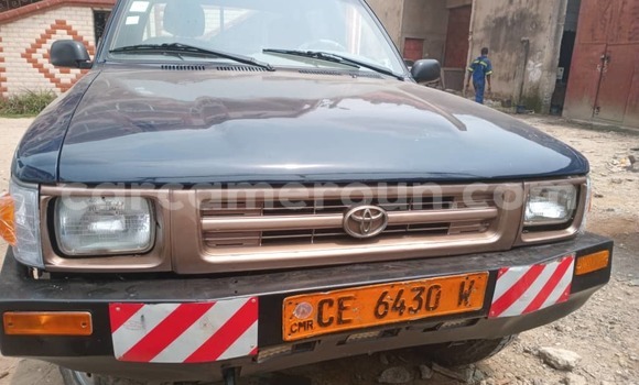 Buy Used Toyota Pickup Black Car in Douala in Littoral Cameroon