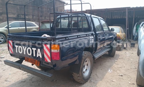 Acheter Occasion Voiture Toyota Pickup Noir à Douala, Littoral Cameroon Acheter Occasion Voiture Toyota Pickup Noir à Douala, Littoral Cameroon