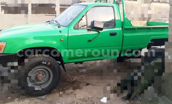 Acheter Occasion Voiture Toyota Pickup Vert à Douala, Littoral Cameroon Acheter Occasion Voiture Toyota Pickup Vert à Douala, Littoral Cameroon