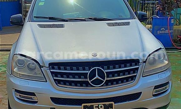 Buy Used Mercedes‒Benz ML–Class Silver Car in Douala in Littoral Cameroon
