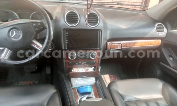 Acheter Occasion Voiture Mercedes‒Benz ML–Class Gris à Douala, Littoral Cameroon Acheter Occasion Voiture Mercedes‒Benz ML–Class Gris à Douala, Littoral Cameroon