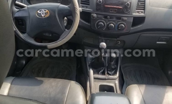 Buy Used Toyota Hilux Silver Car in Douala in Littoral Cameroon Buy Used Toyota Hilux Silver Car in Douala in Littoral Cameroon