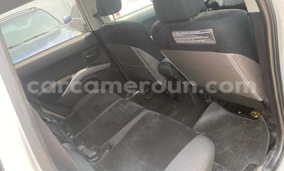 Buy Import Mitsubishi Outlander White Car in Douala in Littoral Cameroon Buy Import Mitsubishi Outlander White Car in Douala in Littoral Cameroon
