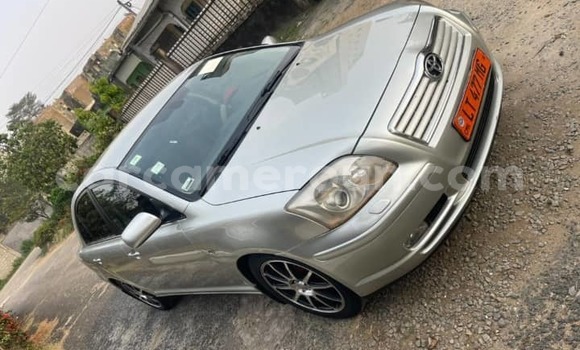 Buy Used Toyota Avensis Silver Car in Douala in Littoral Cameroon