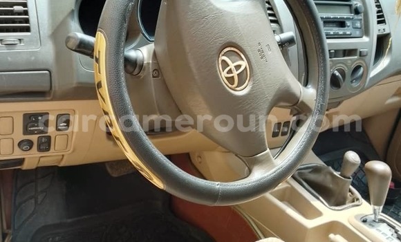 Sayi Na hannu Toyota Fortuner Black Mota in Douala a Ƙasar Kamaru Sayi Na hannu Toyota Fortuner Black Mota in Douala a Ƙasar Kamaru