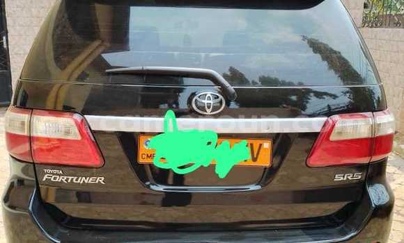 Sayi Na hannu Toyota Fortuner Black Mota in Douala a Ƙasar Kamaru Sayi Na hannu Toyota Fortuner Black Mota in Douala a Ƙasar Kamaru