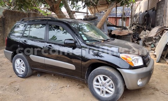 Acheter Occasion Voiture Toyota RAV4 Noir à Douala, Littoral Cameroon Acheter Occasion Voiture Toyota RAV4 Noir à Douala, Littoral Cameroon