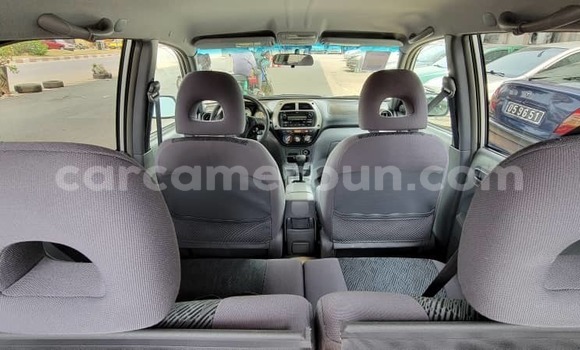 Acheter Occasion Voiture Toyota RAV4 Gris à Douala, Littoral Cameroon Acheter Occasion Voiture Toyota RAV4 Gris à Douala, Littoral Cameroon