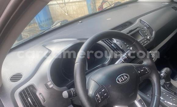 Sayi Na hannu Kia Sportage Azurfa Mota in Douala a Ƙasar Kamaru Sayi Na hannu Kia Sportage Azurfa Mota in Douala a Ƙasar Kamaru