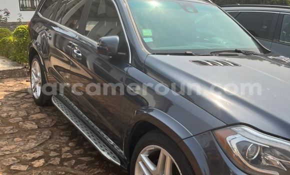 Sayi Na hannu Mercedes‒Benz GL–Class Black Mota in Yaounde a Babban Kamaru