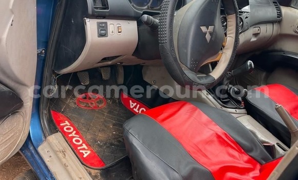 Acheter Occasion Voiture Mitsubishi L200 Bleu à Yaoundé, Central Cameroon Acheter Occasion Voiture Mitsubishi L200 Bleu à Yaoundé, Central Cameroon