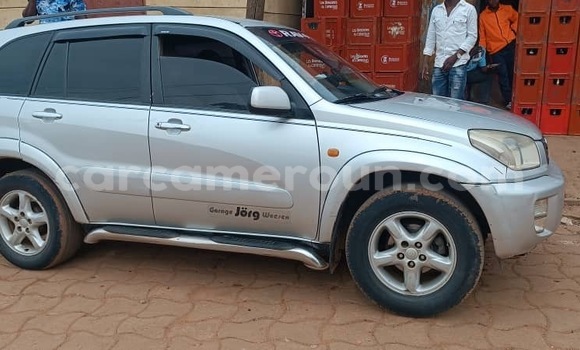 Acheter Occasion Voiture Toyota RAV4 Gris à Yaoundé, Central Cameroon Acheter Occasion Voiture Toyota RAV4 Gris à Yaoundé, Central Cameroon