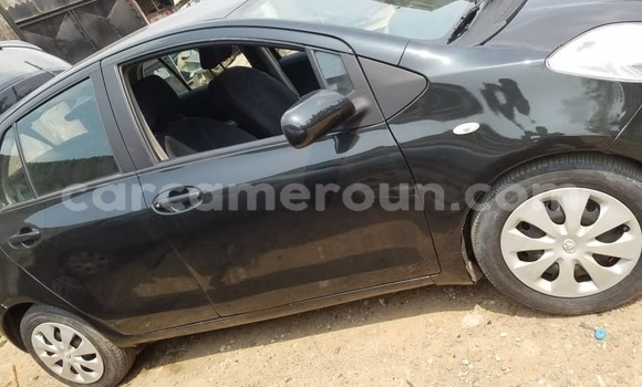 Acheter Occasion Voiture Toyota Yaris Noir à Douala, Littoral Cameroon Acheter Occasion Voiture Toyota Yaris Noir à Douala, Littoral Cameroon